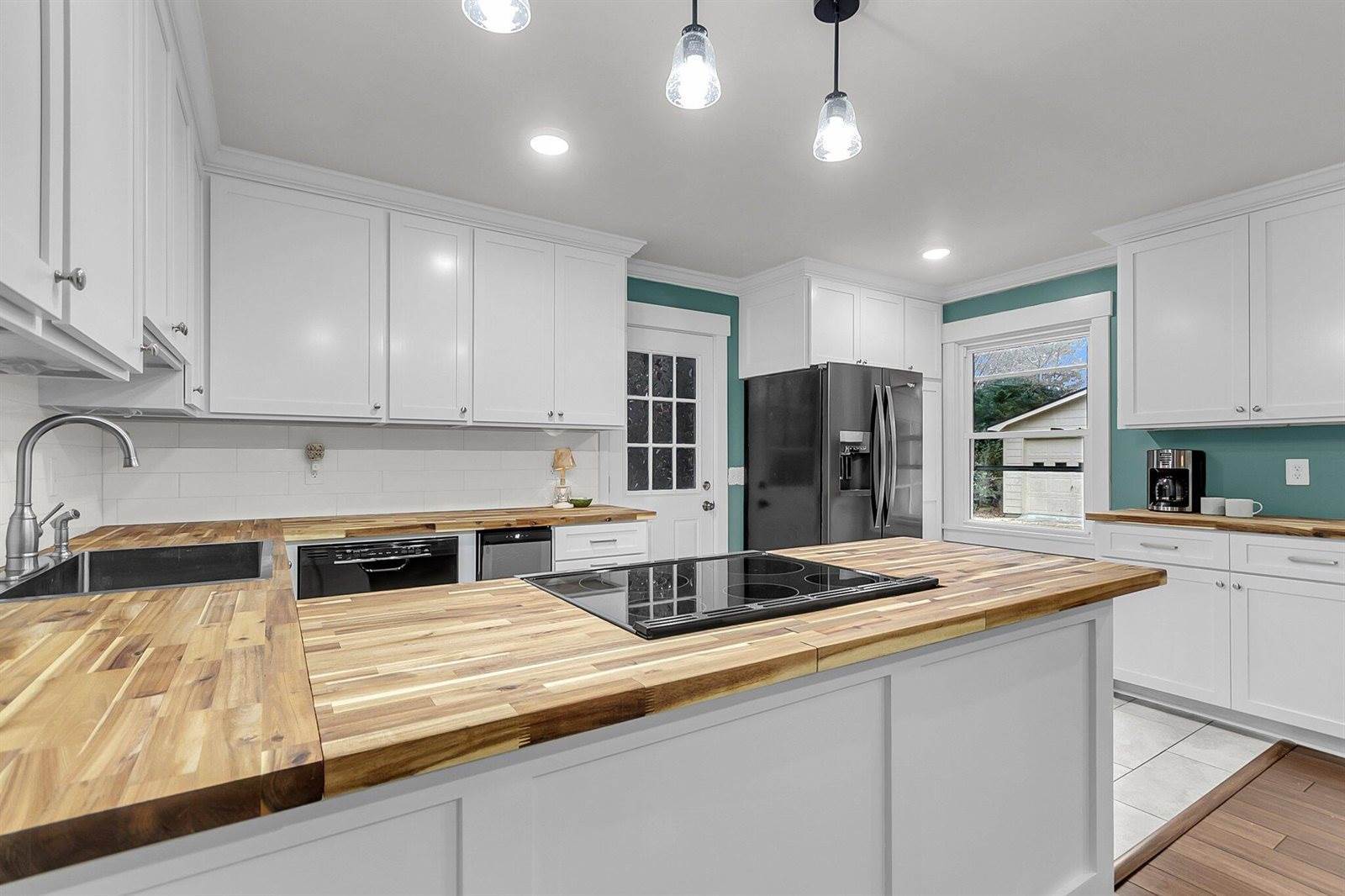 305 Driver Avenue, Summerville, SC 29483