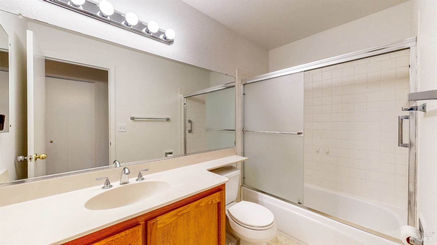 132 Elsbree Circle, Windsor, CA 95492