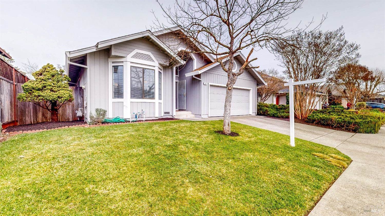 132 Elsbree Circle, Windsor, CA 95492