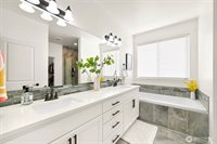 18125 114th Drive NE, Arlington, WA 98223