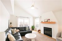 10220 Clark Street, Clive, IA 50325