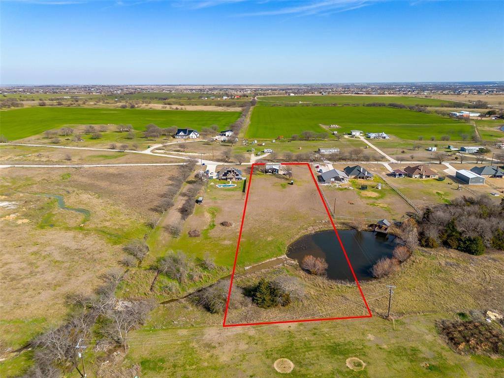 211 County Road 4221, Decatur, TX 76234