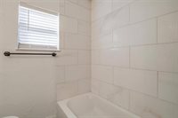 211 County Road 4221, Decatur, TX 76234