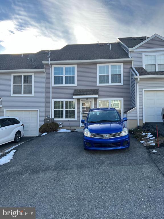82 Courtyard Drive, Carlisle, PA 17013