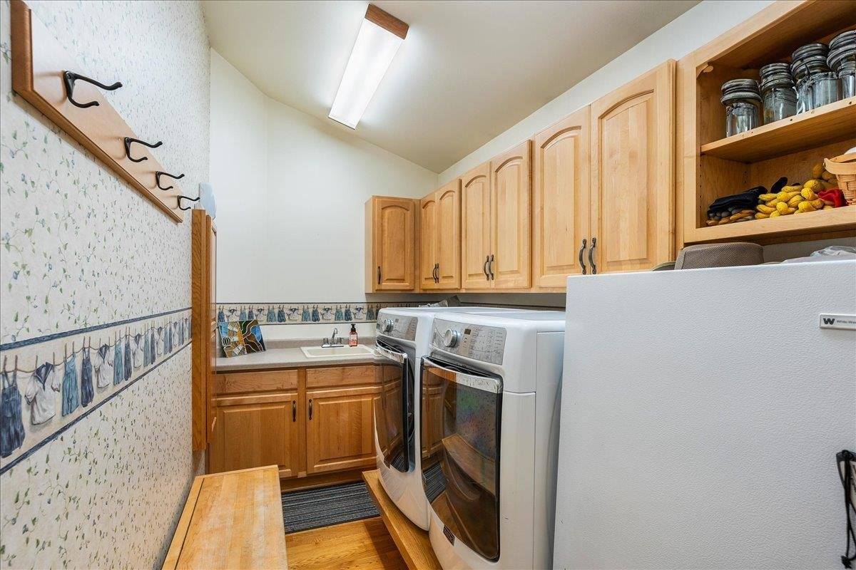 W5844 W Rolling Hills Drive, Neillsville, WI 54456