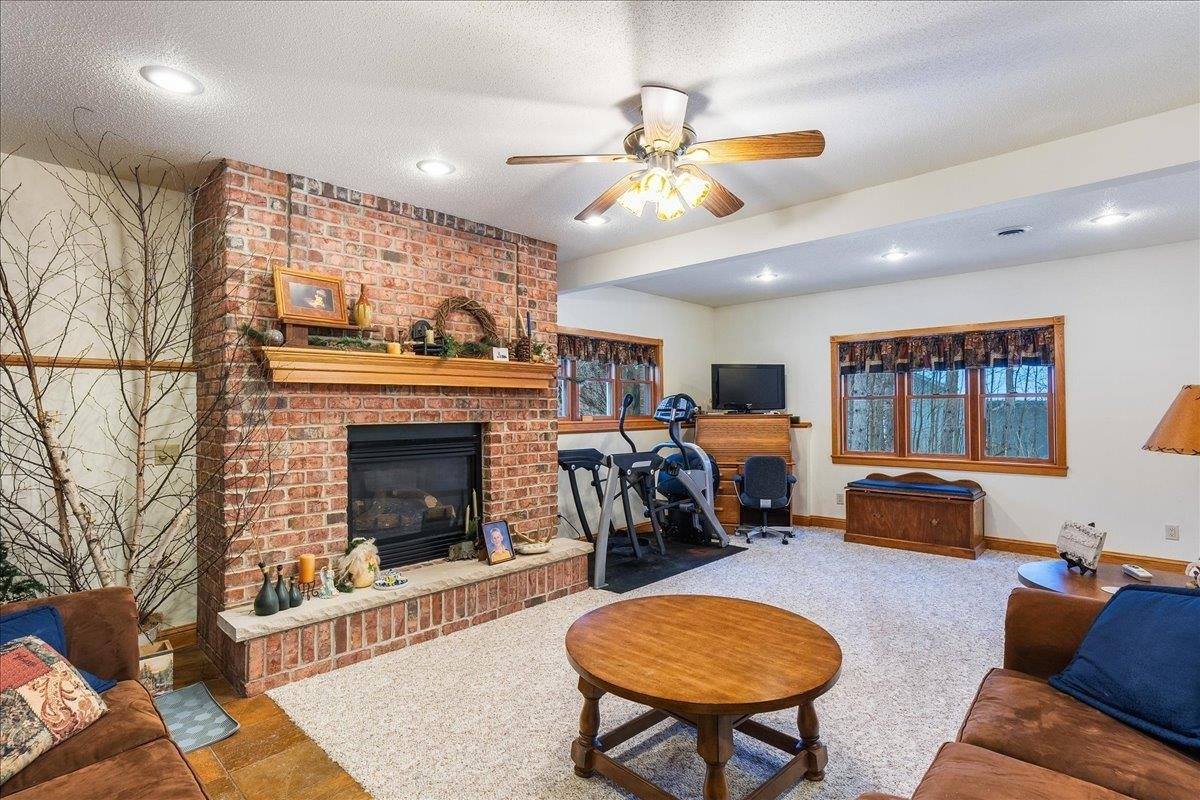 W5844 W Rolling Hills Drive, Neillsville, WI 54456