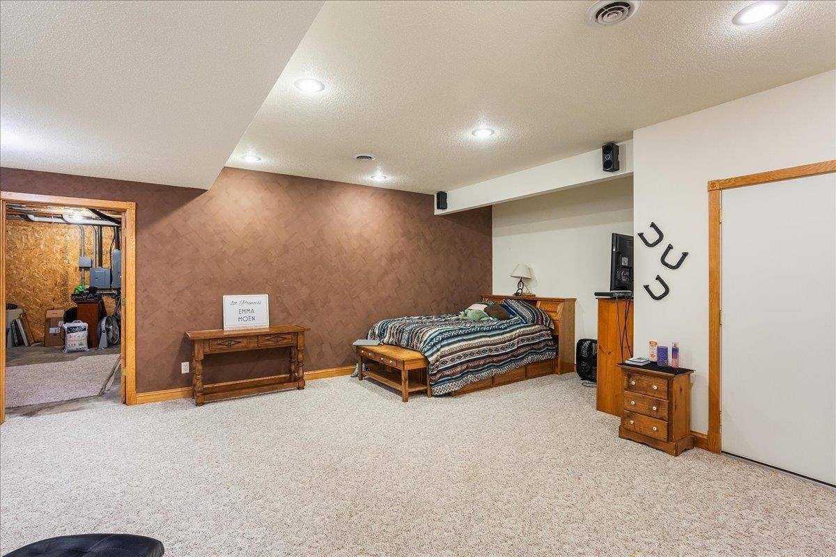 W5844 W Rolling Hills Drive, Neillsville, WI 54456