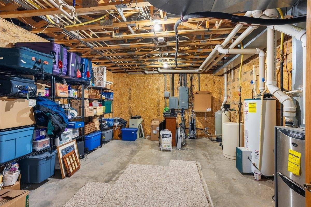 W5844 W Rolling Hills Drive, Neillsville, WI 54456