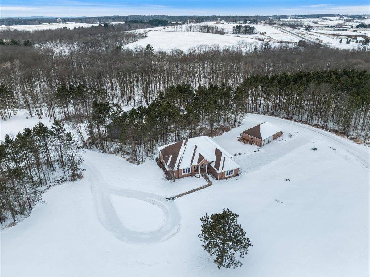 W5844 W Rolling Hills Drive, Neillsville, WI 54456