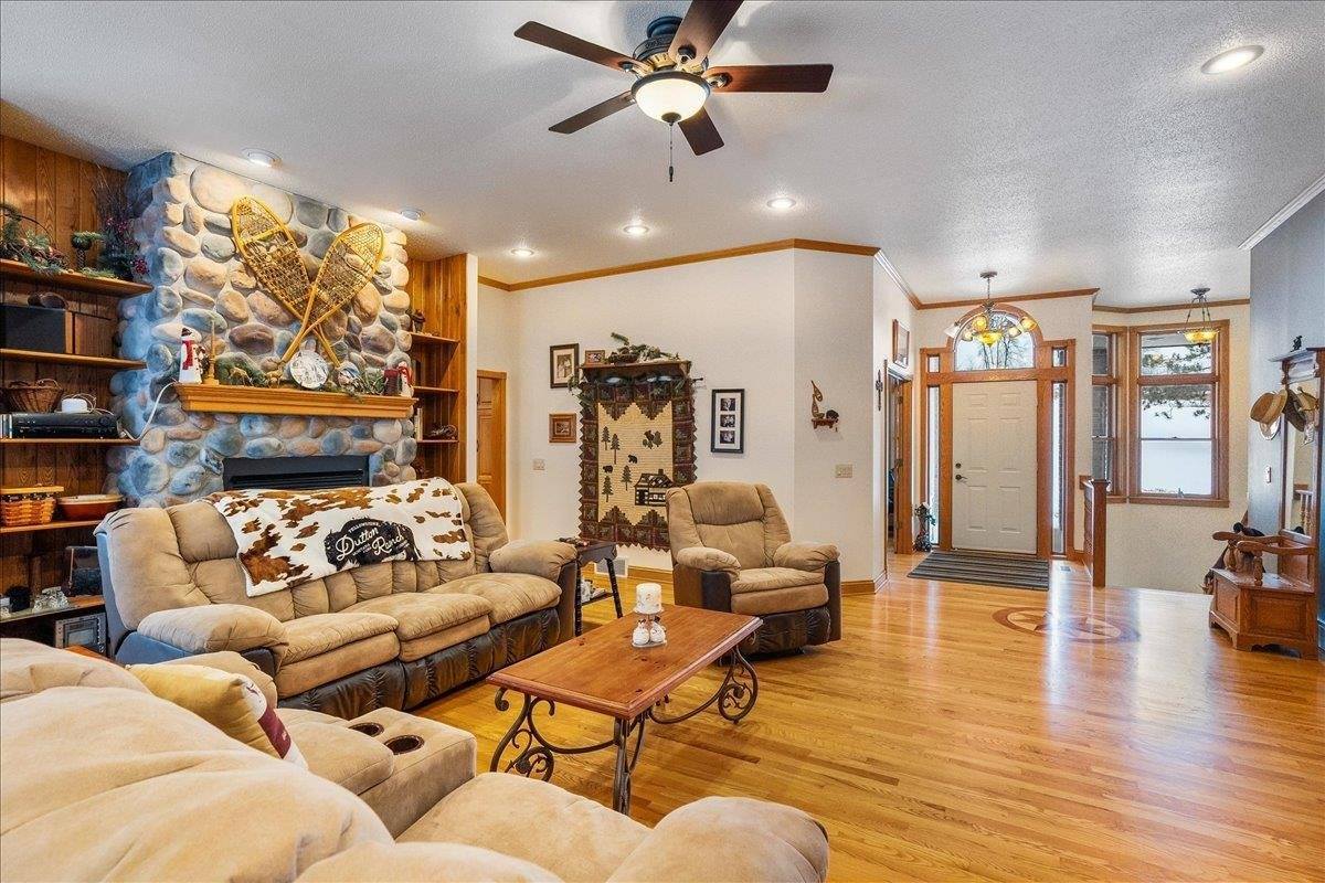 W5844 W Rolling Hills Drive, Neillsville, WI 54456