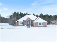 W5844 W Rolling Hills Drive, Neillsville, WI 54456