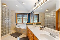 W5844 W Rolling Hills Drive, Neillsville, WI 54456