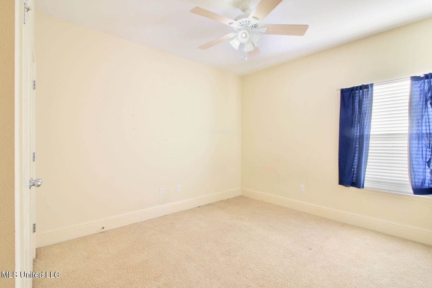 2509 Rue Beaux Chenes, Ocean Springs, MS 39564