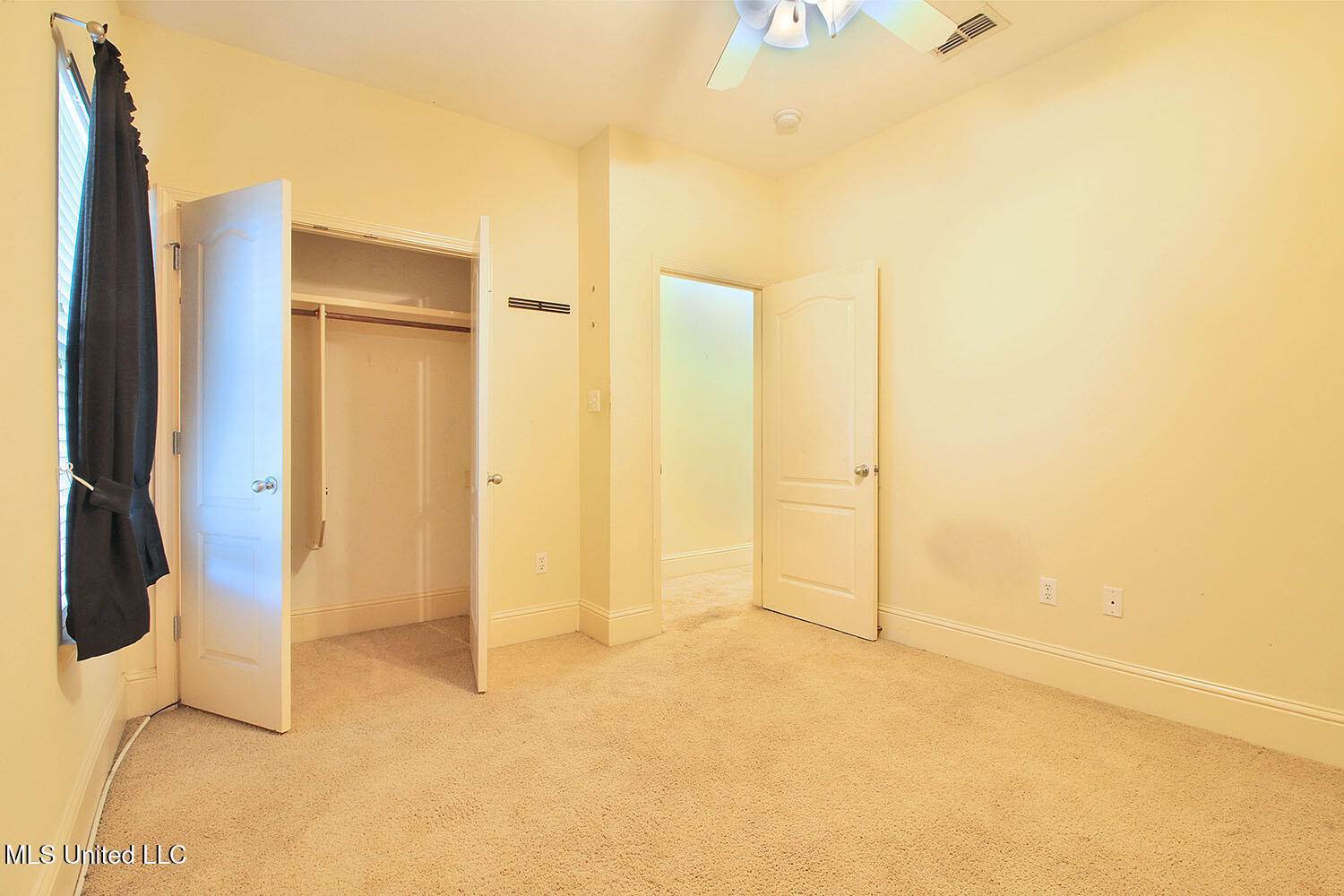 2509 Rue Beaux Chenes, Ocean Springs, MS 39564