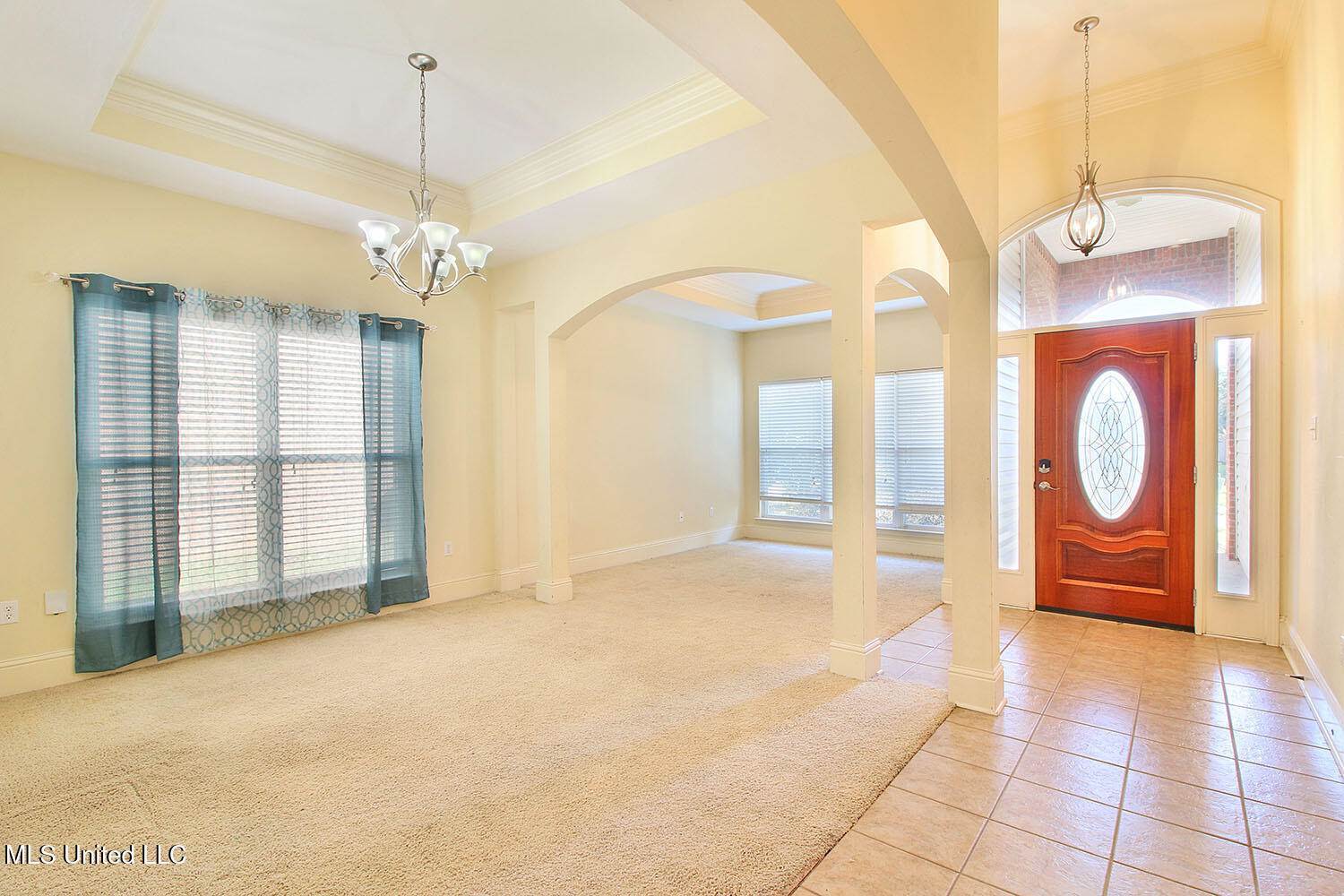 2509 Rue Beaux Chenes, Ocean Springs, MS 39564