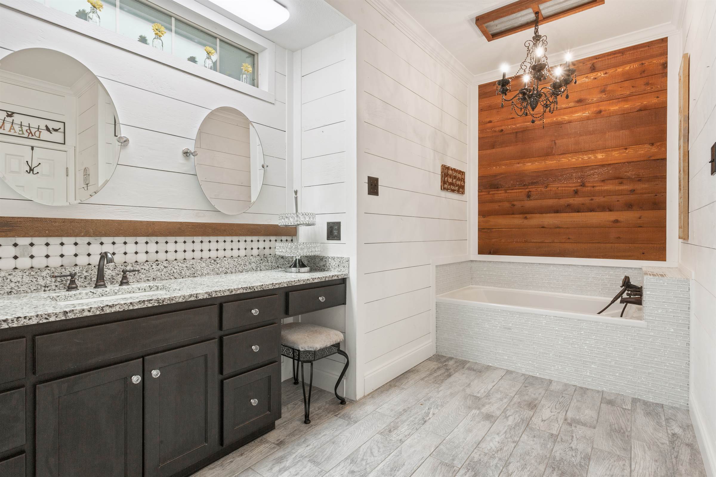 295 Southern View, Lorena, TX 76655