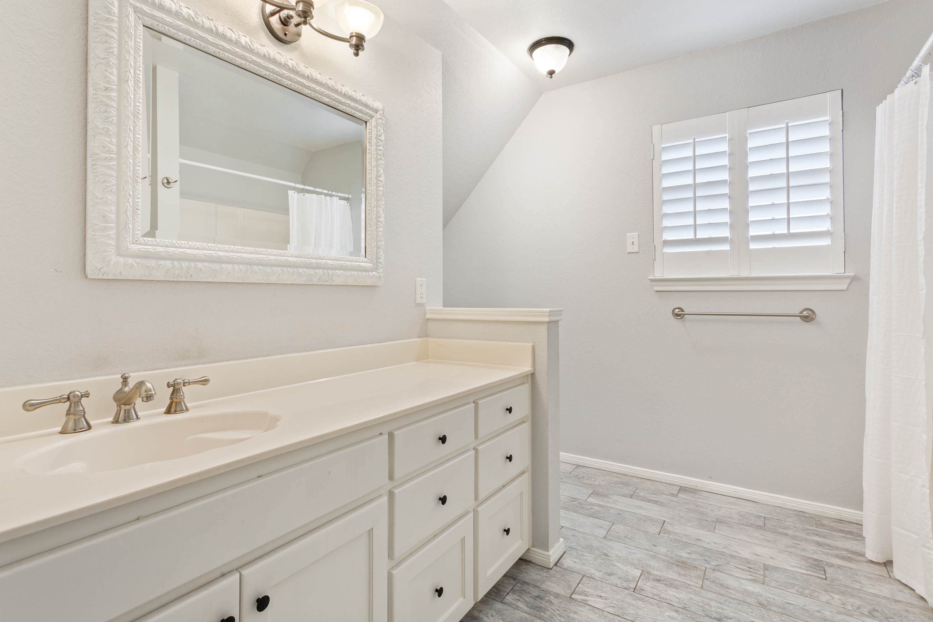 295 Southern View, Lorena, TX 76655