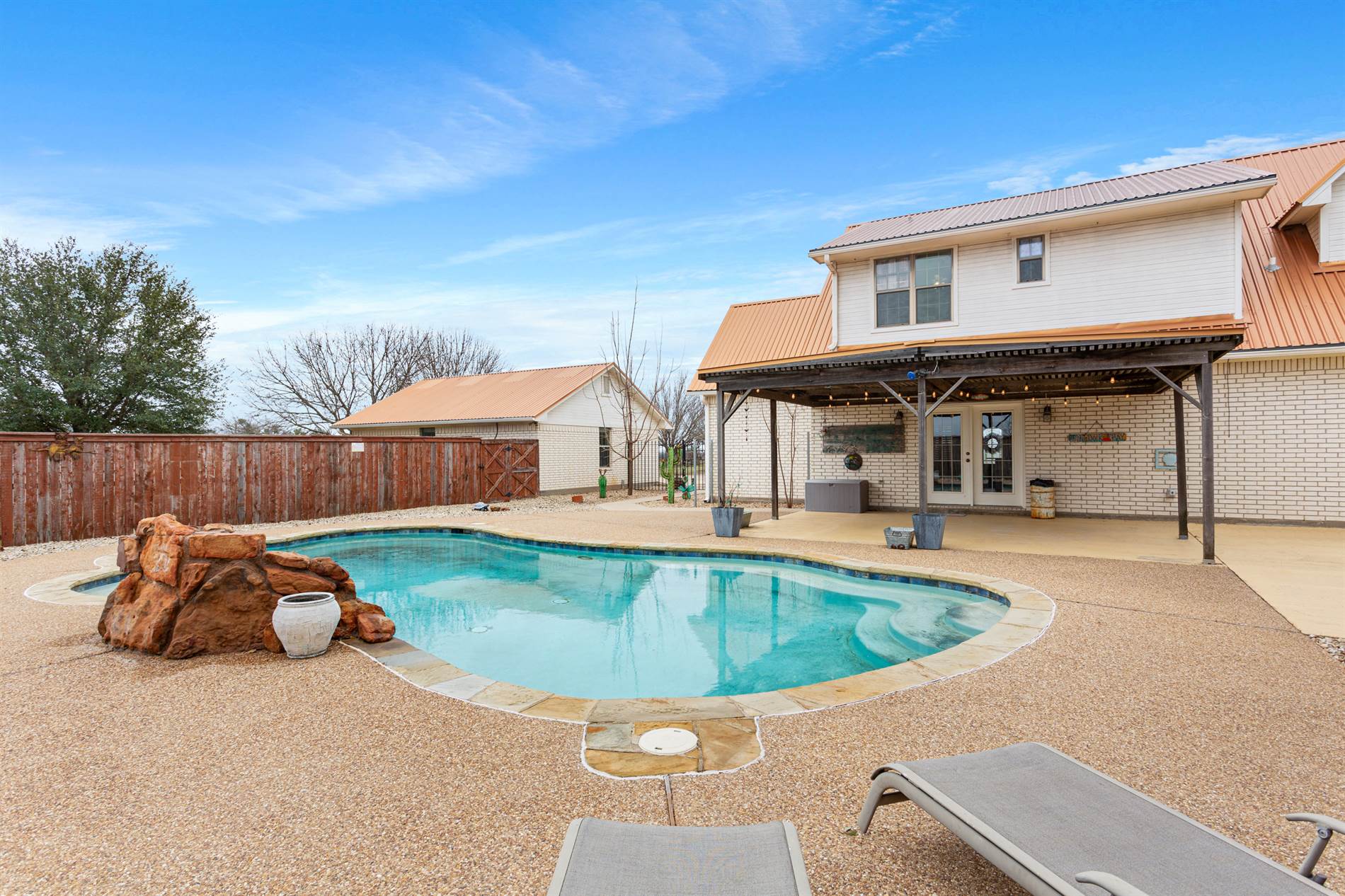 295 Southern View, Lorena, TX 76655