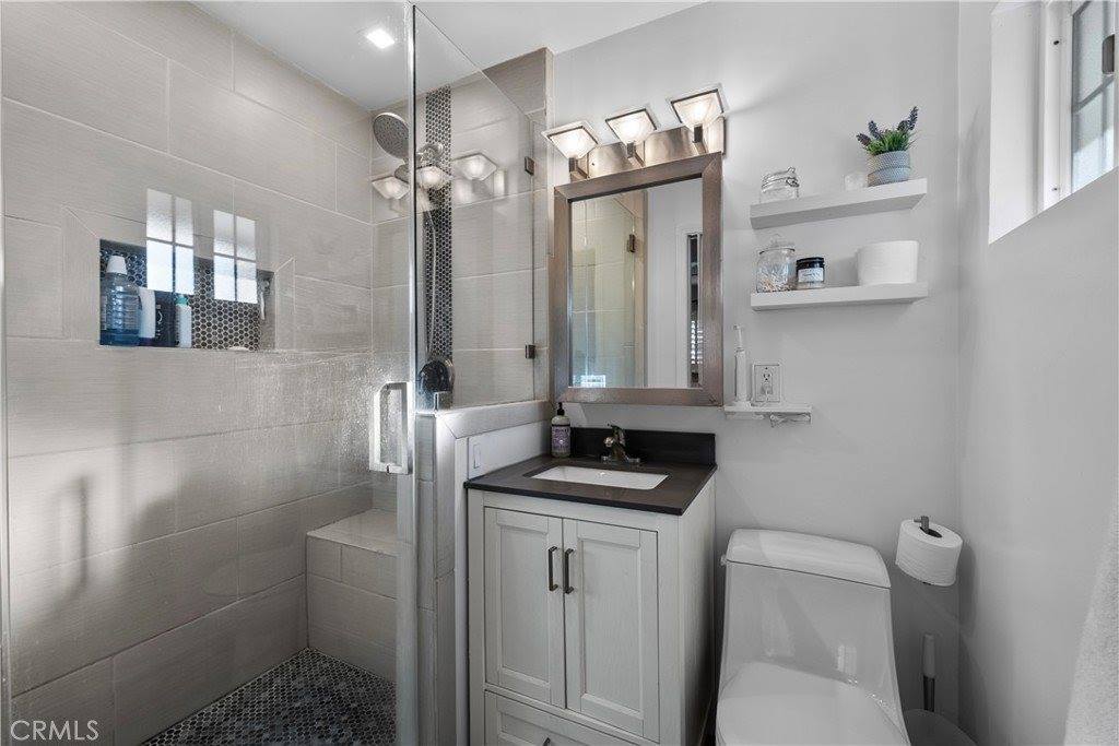 22402 Los Rogues Drive, Saugus, CA 91350