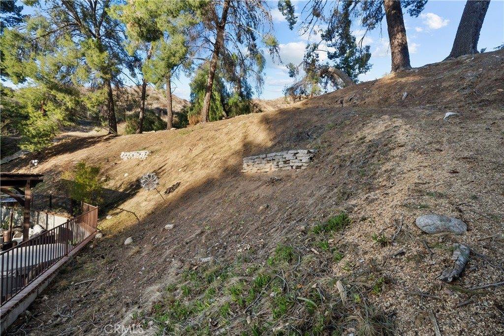 22402 Los Rogues Drive, Saugus, CA 91350