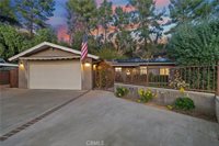 22402 Los Rogues Drive, Saugus, CA 91350