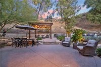 22402 Los Rogues Drive, Saugus, CA 91350