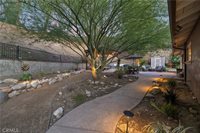 22402 Los Rogues Drive, Saugus, CA 91350