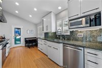 22402 Los Rogues Drive, Saugus, CA 91350