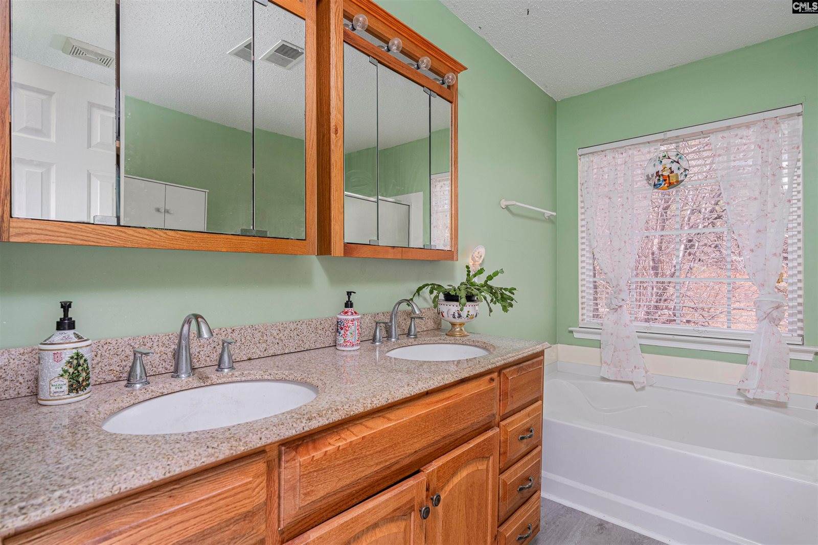 157 Pond Oak Lane, Columbia, SC 29212