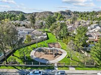 21622 Newton Ct., Santa Clarita, CA 91350