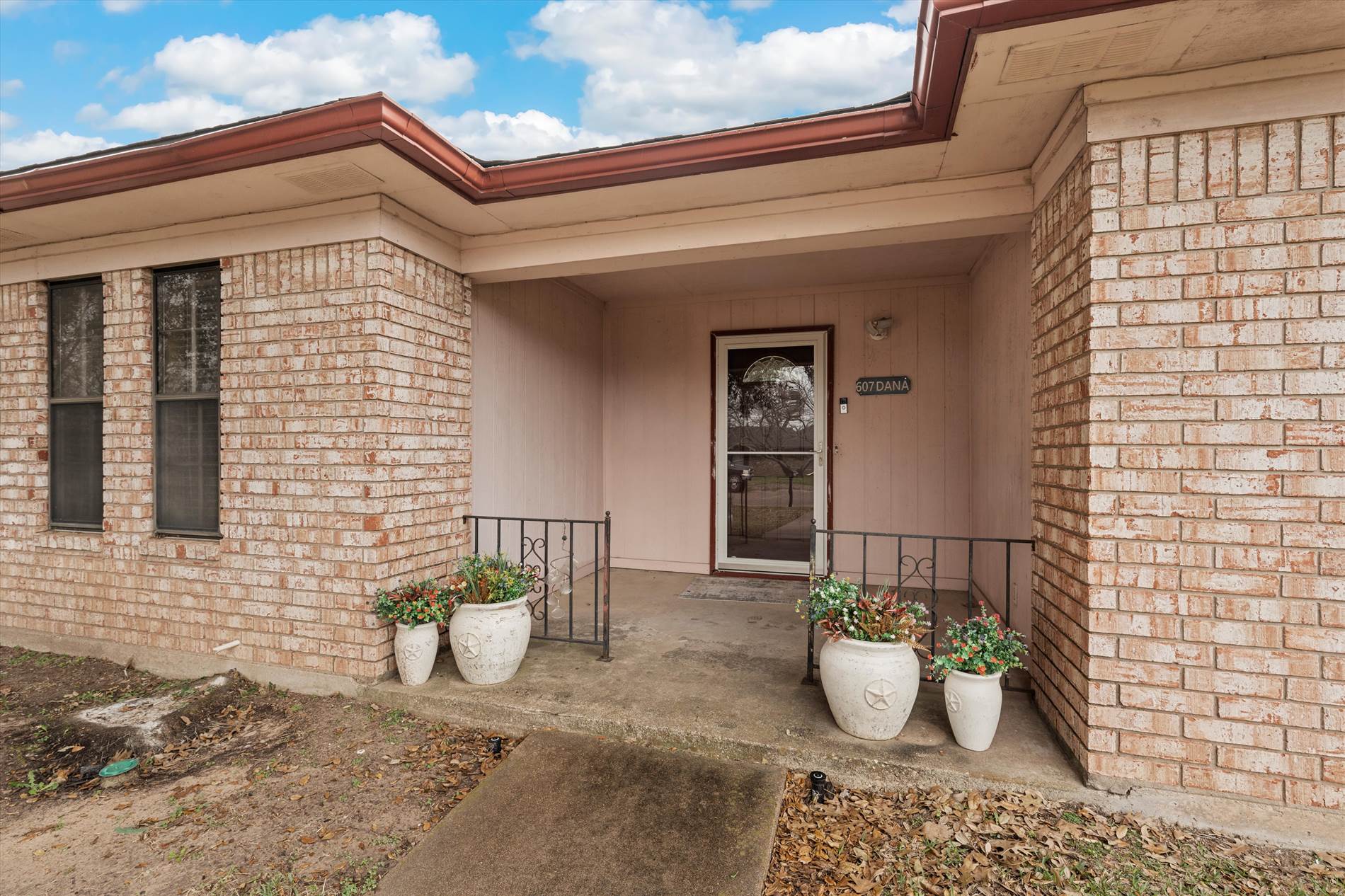 607 Dana Dr., Waco, TX 76706