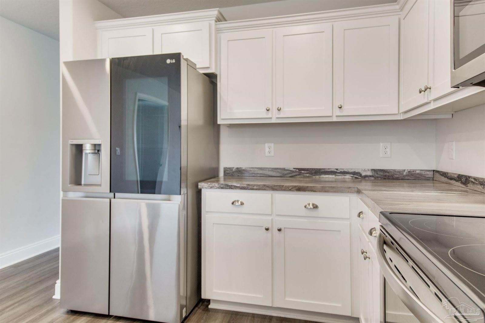 6240 Cardinal Cove Ln, Pensacola, FL 32504