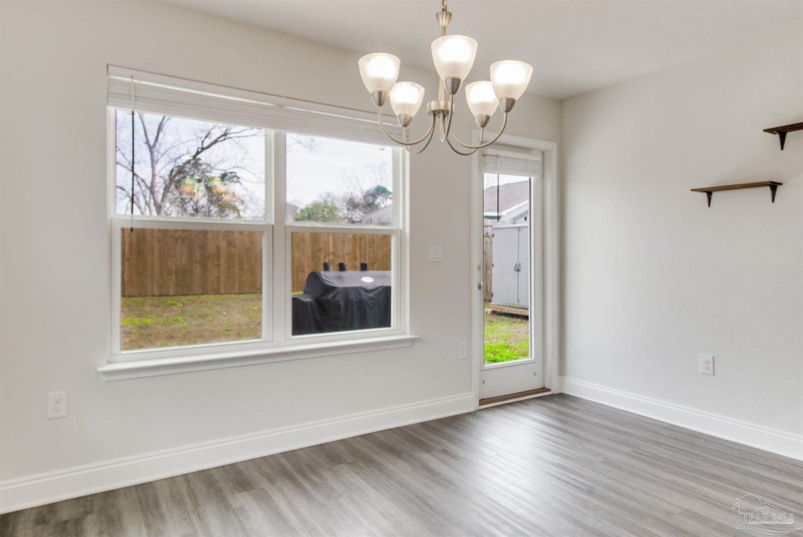 6240 Cardinal Cove Ln, Pensacola, FL 32504