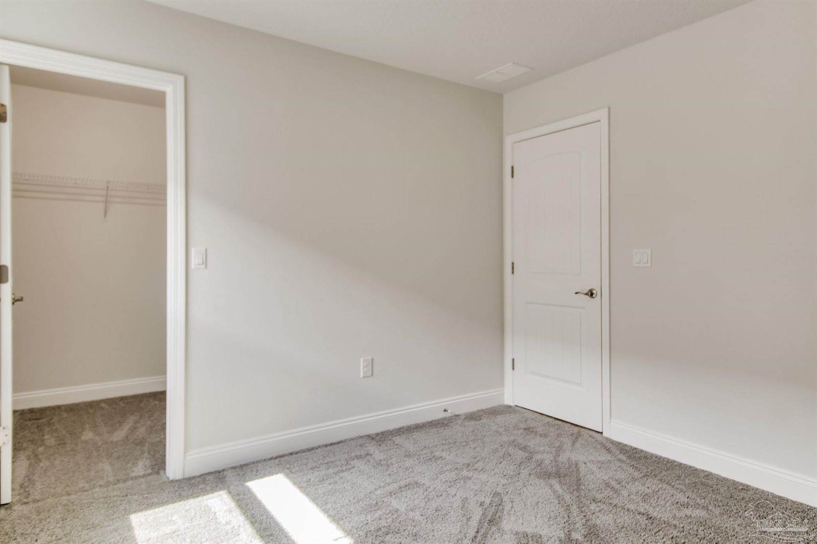 6240 Cardinal Cove Ln, Pensacola, FL 32504