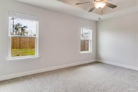 6240 Cardinal Cove Ln, Pensacola, FL 32504