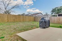 6240 Cardinal Cove Ln, Pensacola, FL 32504