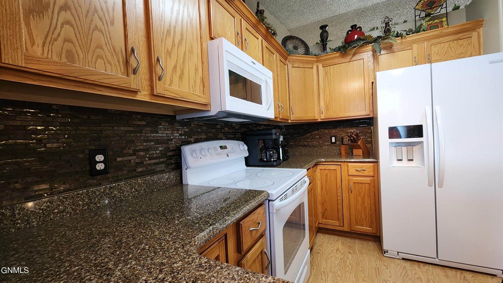 1026 25th St SE, Mandan, ND 58554