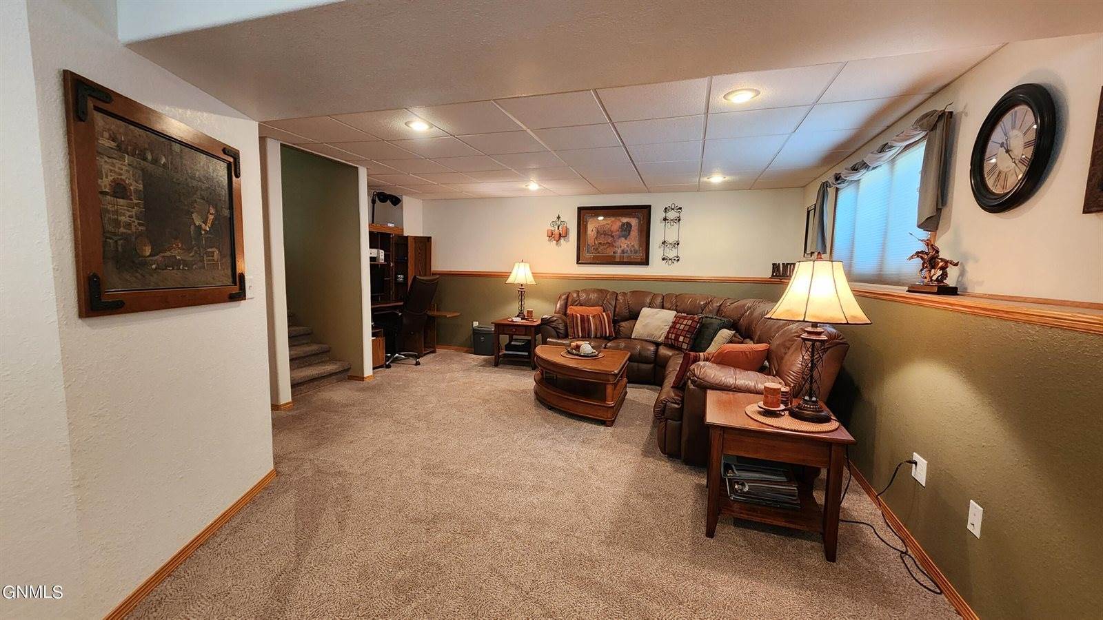 1026 25th St SE, Mandan, ND 58554