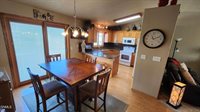 1026 25th St SE, Mandan, ND 58554