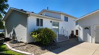 1026 25th St SE, Mandan, ND 58554