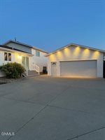 1026 25th St SE, Mandan, ND 58554