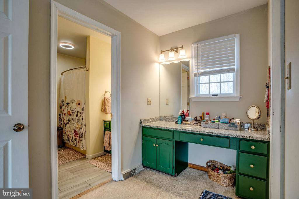 305 Russell Avenue, Douglassville, PA 19518