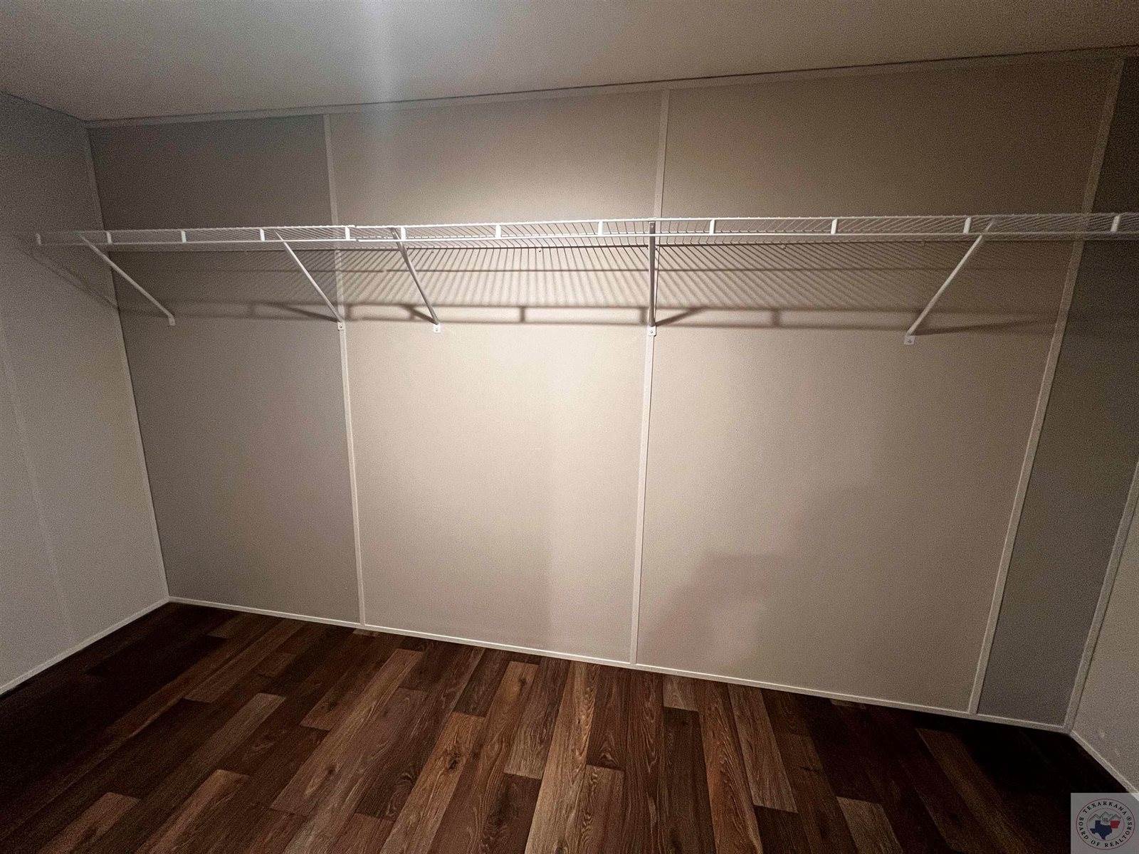 2 Rayn St, Texarkana, TX 75501