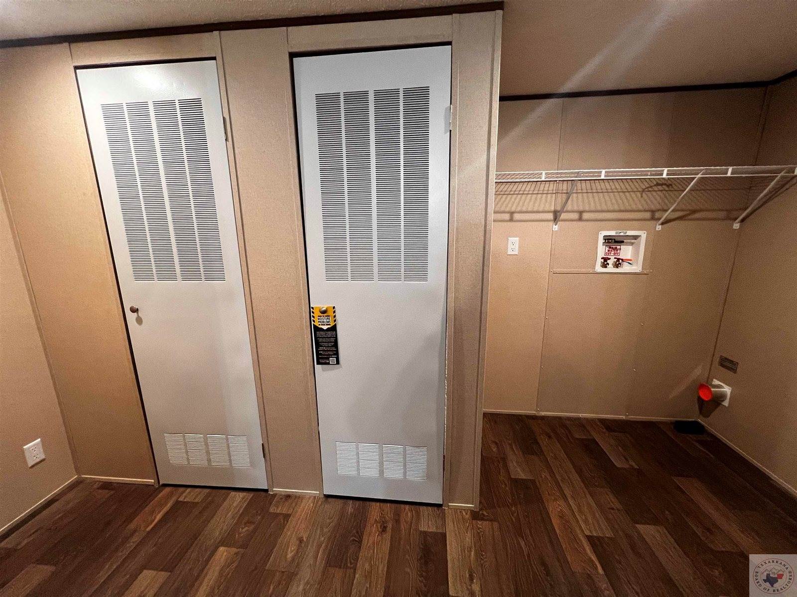 2 Rayn St, Texarkana, TX 75501