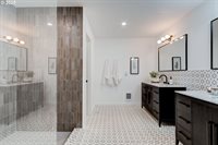 5105 NW 137TH Ave, Portland, OR 97229