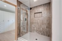 5105 NW 137TH Ave, Portland, OR 97229