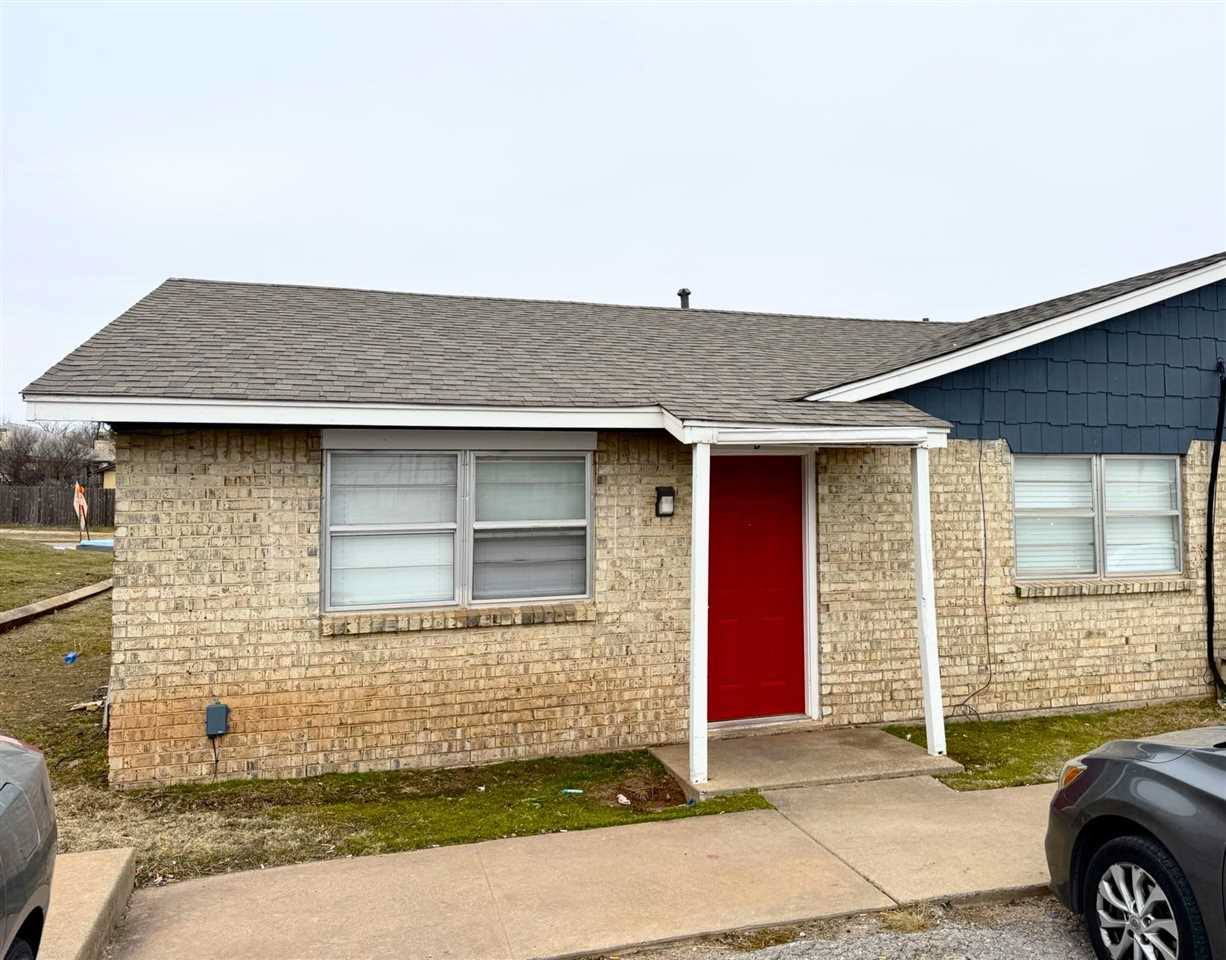 10 SW 69th St, Lawton, OK 73505