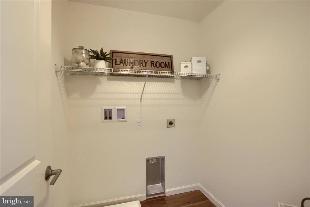 100 Wolfe Circle, Harrisburg, PA 17112