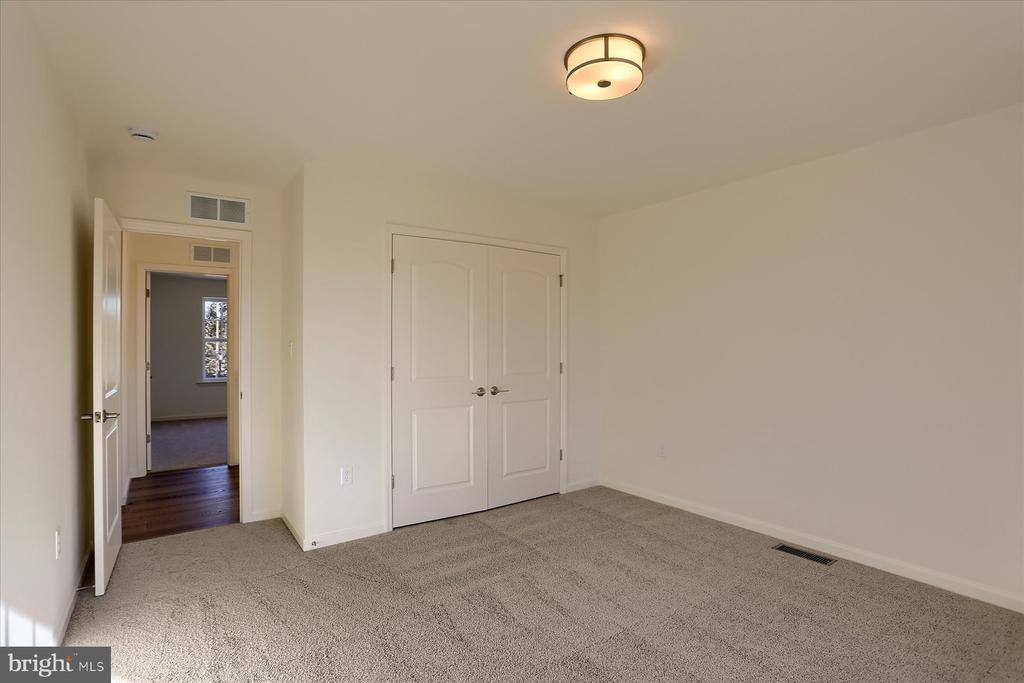 100 Wolfe Circle, Harrisburg, PA 17112