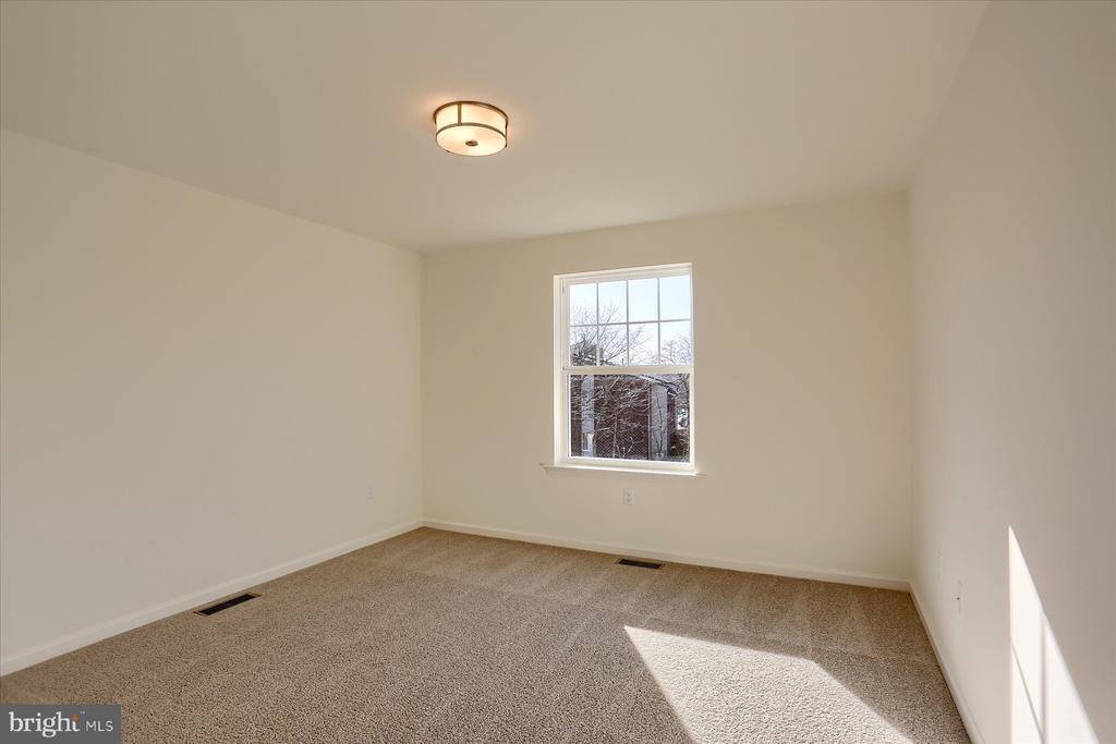 100 Wolfe Circle, Harrisburg, PA 17112